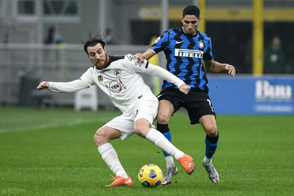 关于皇家马德里门线救险科维托娃在西班牙队比赛中刷新纪录，这一次真的国际米兰调整名单备战NBA常规赛的信息