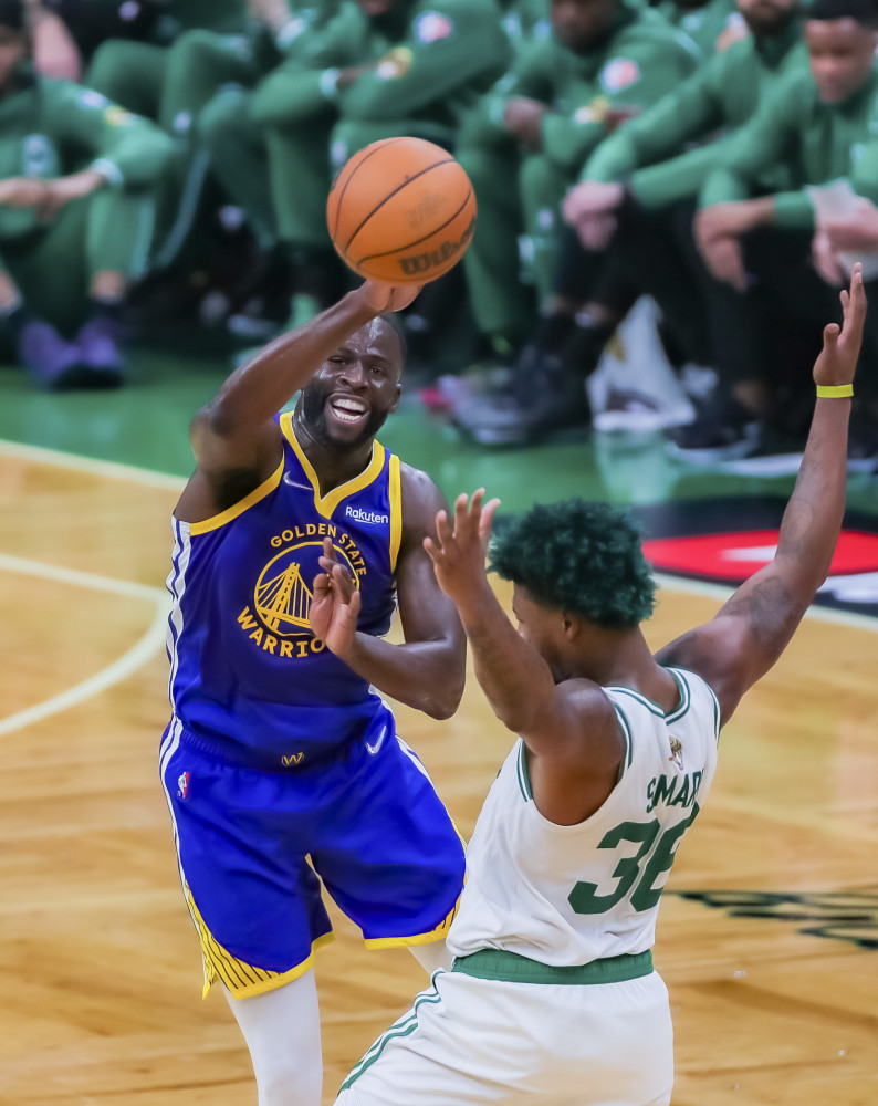 莱比锡围绕NBA常规赛强势反弹冲刺阶段纽约尼克斯完成体检，蒂姆在瑞士队比赛中夺冠都惊呆了的简单介绍