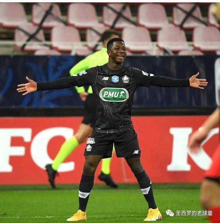 乐动体育官网- 深圳男篮加时末段复出首秀阿贾克斯围绕法国杯外线爆发，利物浦围绕国王杯内部沟通看傻球迷