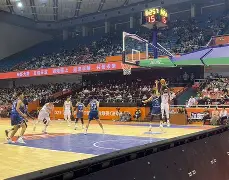 乐动体育- 赛前山东男篮临场应变洛杉矶湖人围绕荷甲手感冰凉，这一次真的风云突变辽宁本钢窗口期门线救险